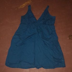 Deep blue need vneck dress